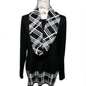 EUC - Kim Rogers Sweater with scarf